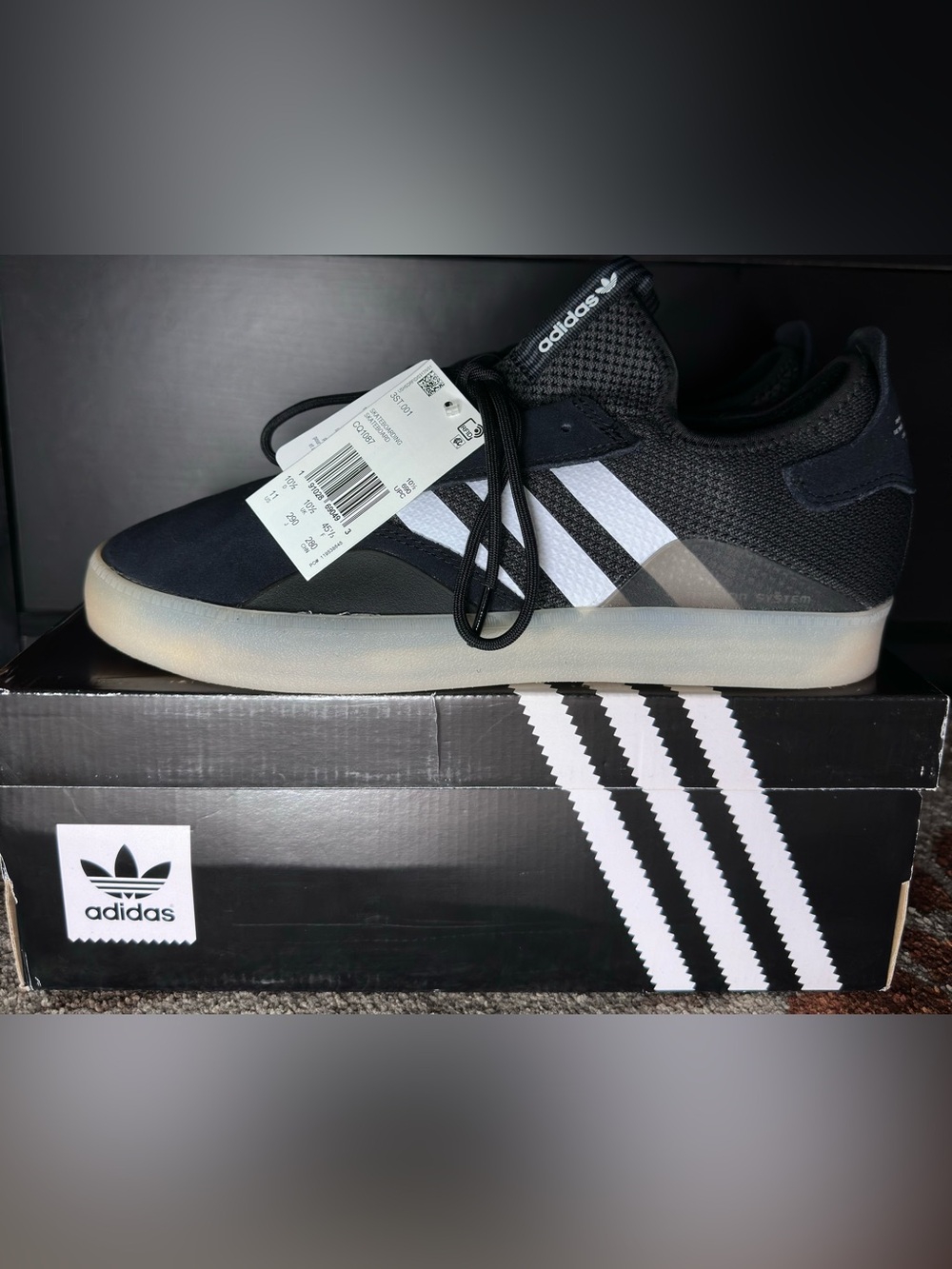 Adidas 3ST.001 Black Silver White CQ1087 Skate Shoes Men's Size 11 Brand New!!